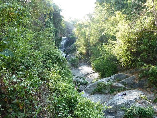 Ein Wasserfall unterwegs