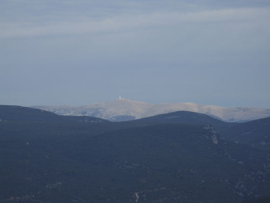 Der legendäre Mt. Ventoux in Sichtweite