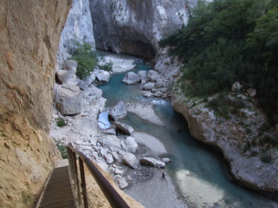 Blick in die Tiefen der Schlucht