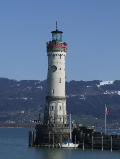 Der Leuchtturm an der Lindauer Hafen-Einfahrt
