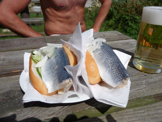 Vorbei an mega leckeren Fischbrötchen in XXL-Version!