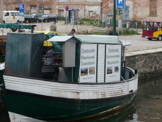 Unser Fisch-Imbiss war auch hier gesichert 