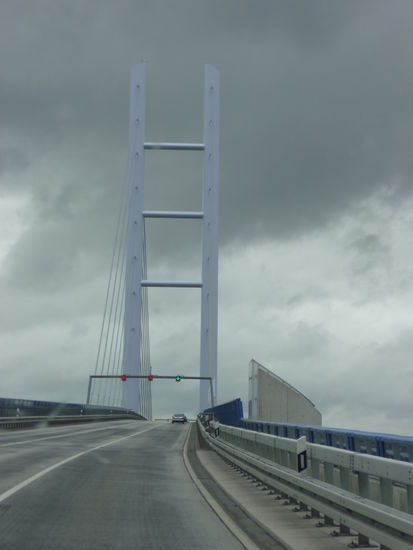 Einmal Rügen und zurück: hier über die neue Rügen-Brücke hinüber
