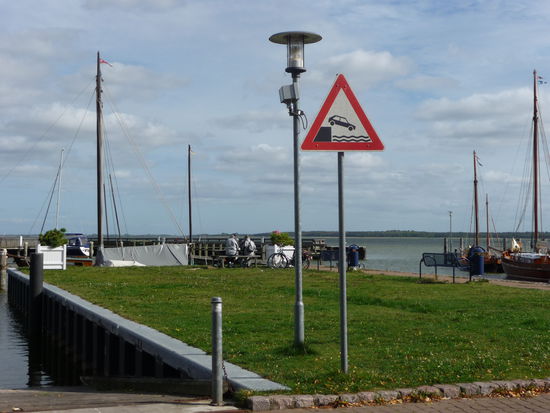 Achtung, hier endet die Straße 