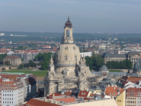 Und unverkennbar die Frauenkirche