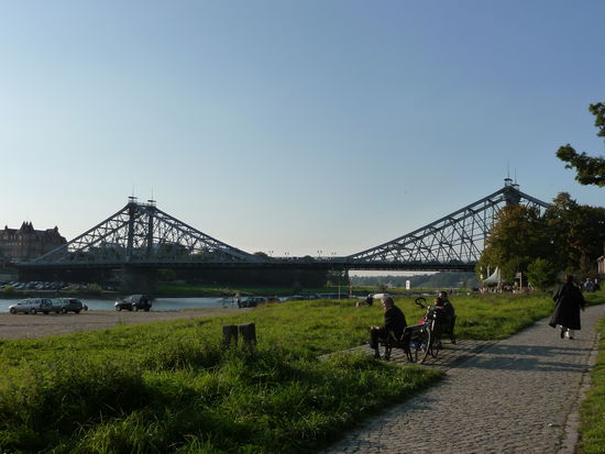 Und das "Blaue Wunder" von Dresden in der Abendsonne