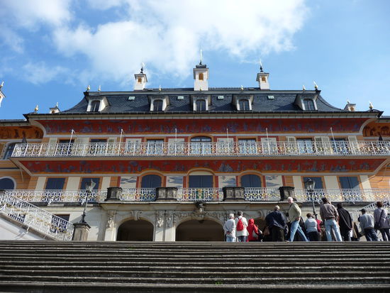 Das Wasserpalais gesehen von der Elbseite aus