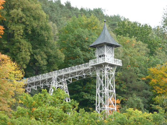 Ein historischer Aufzug ins Wohngebiet Ostrauer Scheibe