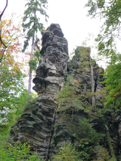 Markante Felsen findet man auch hier überall