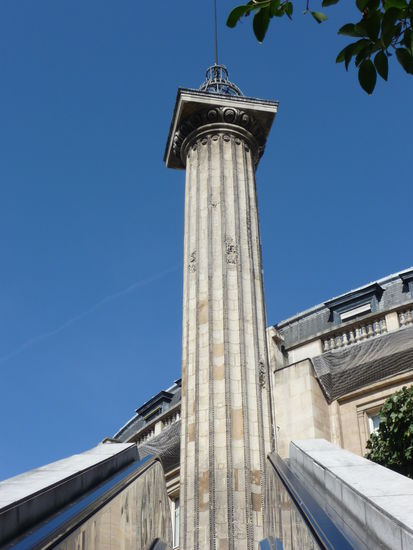 Erster Blick, nachdem wir aus den Tiefen der Metro wieder ans Tageslicht kamen