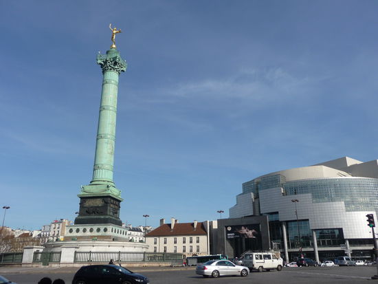 An der Bastille ging's schließlich wieder in die Untergründe der Stadt