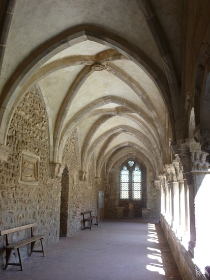 Und der wunderschöne romanische Kreuzgang