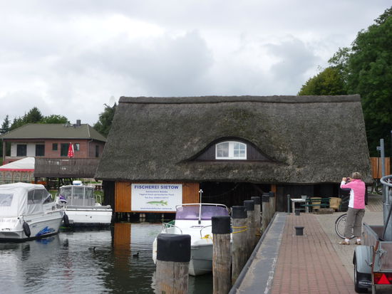 Am Hafen von Sietow
