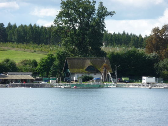 Am kleinen Hafen von Wendorf