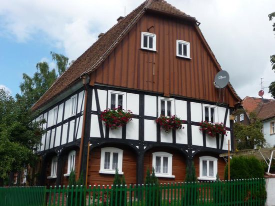 Eines der vielen schönen Umgebindehäuser in der Region