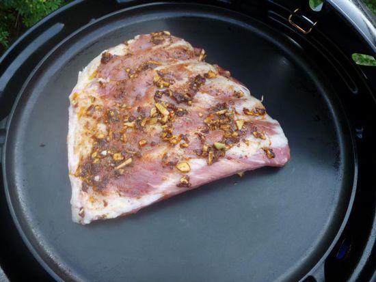 Lecker Spare Ribs vom Grill zum Abendessen