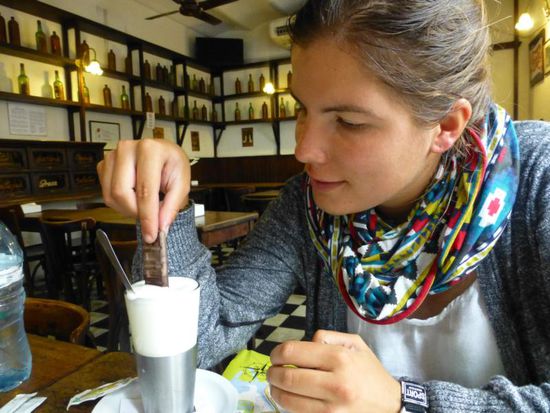 Ein "Submarino" ist ein Glas heiße Milch mit einem Schokoriegel zum Eintauchen