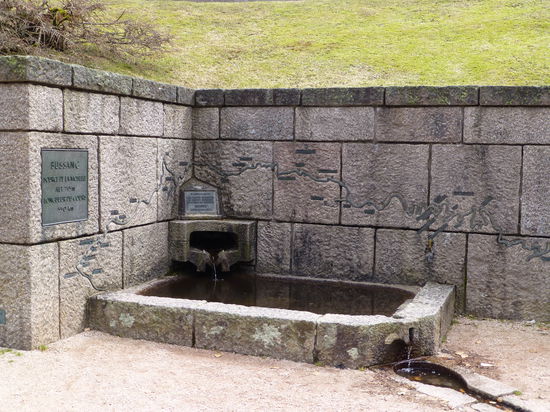 Hier beginnt die Mosel ihren 550 Kilometer langen Weg in Richtung Rhein