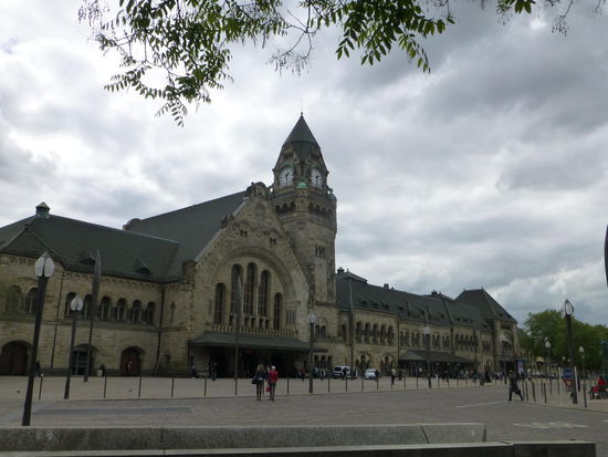 Der Bahnhof, ein beeindruckendes Bauwerk