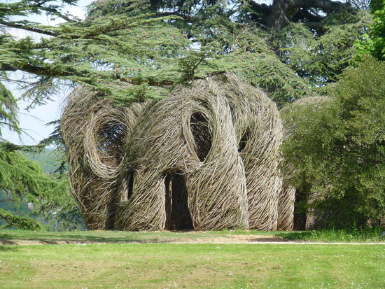 Gar Seltsames verbirgt sich im Park
