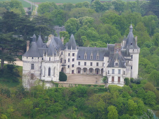 Chaumont-sur-Loire von oben