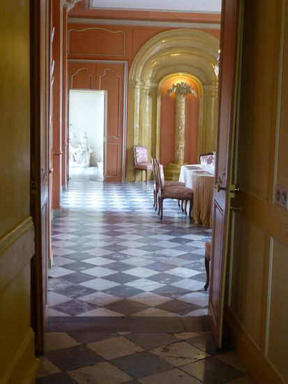 Aber auch von Innen lässt sich das Schloss sehen und die Besucherscharen halten sich wirklich im überschaubaren Bereich.