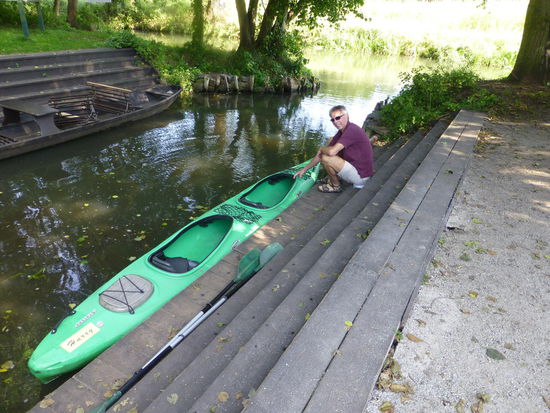 Am Hafen des Campingplatzes heißt es "Einsteigen bitte!"