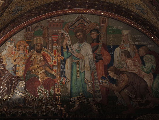 Herrliche Mosaiken  sind ebenso zu bewundern wie.....