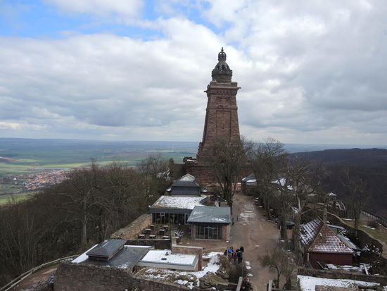 Beeindruckende Aussichten und Dimensionen sind auf dem Kyffhäuser zu bewundern