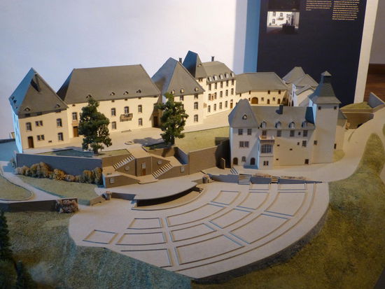 22 Burgen Luxemburgs en miniature: ein schöner Überblick aus der Vogelperspektive