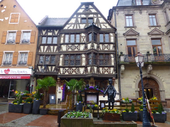Auch in Saverne erwartet uns pittoreske Fachwerkkunst