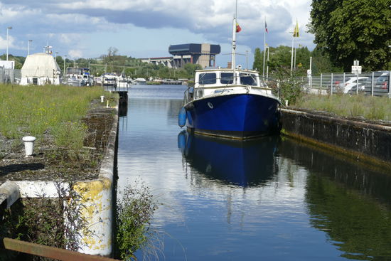 Rund um das historische Schiffshebewerk gibt es einen netten Übernachtungsplatz und viel zu gucken