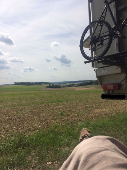 Die Weinberge der Champagne sehen wir schon in der Ferne