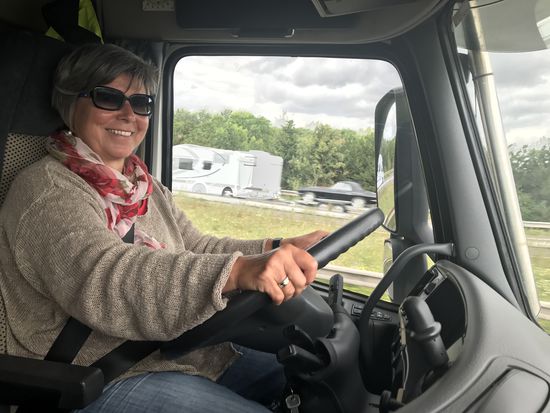 "Queen of the Road" )
In Frankreich sehr entspanntes Fahren - in Deutschland Streßfaktor pur