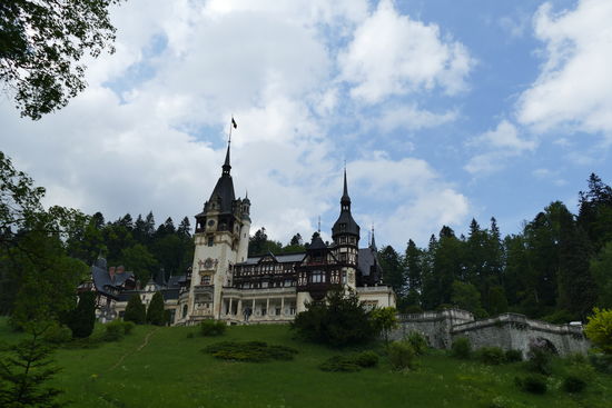 Und noch ein Wahrzeichen: das Königsschloss Peles in Sinaia