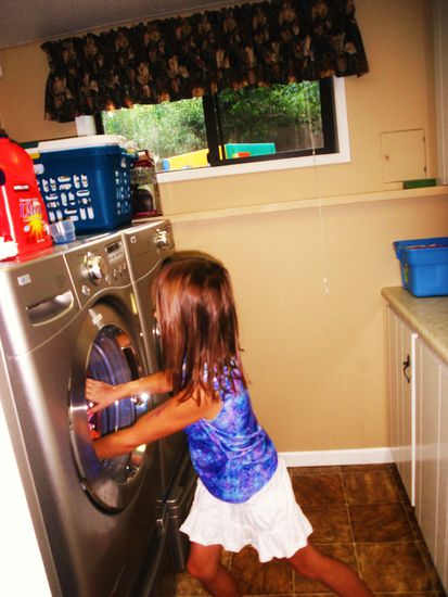 1. Makayla: 1x/week kid Laundry!