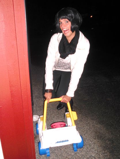 (Gefaelschte Haare sind in Kanada gerade DER Renner - wems gefaellt?)