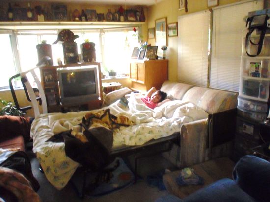 Audreys Schwester Lee-Anne im "Wohnzimmer"