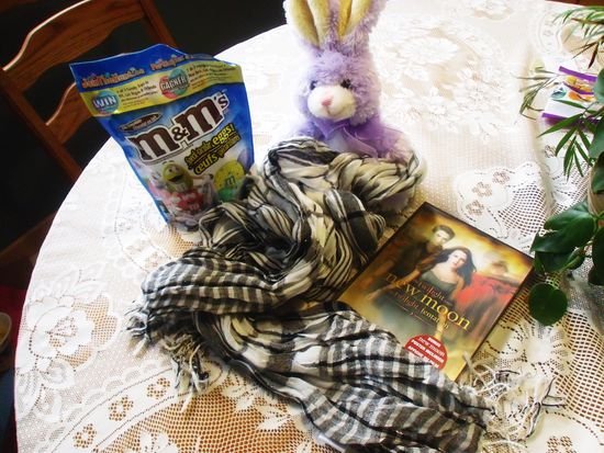 das hat der easterbunny fuer mich gebracht  weil ich sooooo brav bin ^^