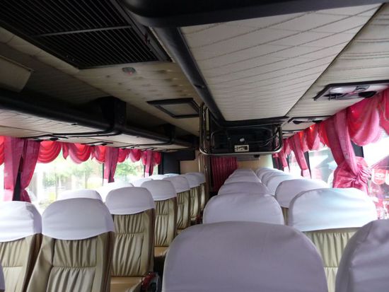 Unser Bus fuer die Fahrt nach Kao Lak