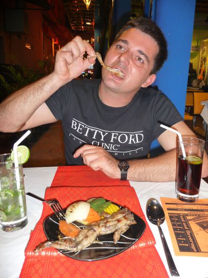 hier hat Jan nen Frosch im Hals