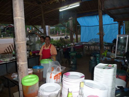 die Küche mit Köchin