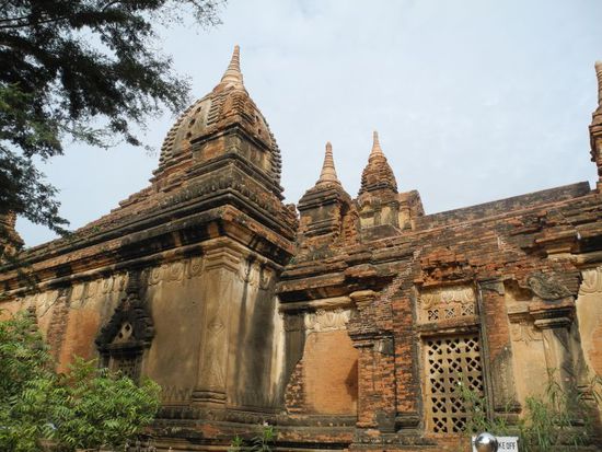 hier eine größere Pagode