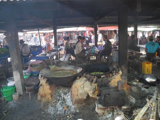 Kochstelle auf  dem Markt