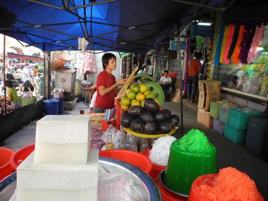 frisch gepresster Zuckerrohrsaft mit Crasheis - lecker
