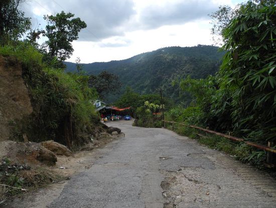 der steile Weg zum Golden Rock