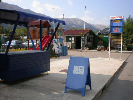 Autocamp Mali in Baska