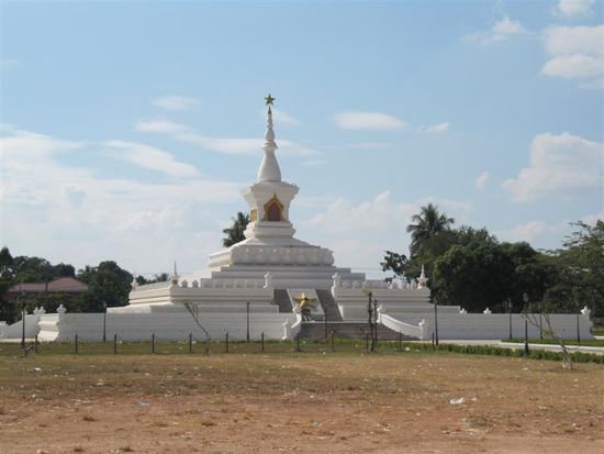 weisse Stupa