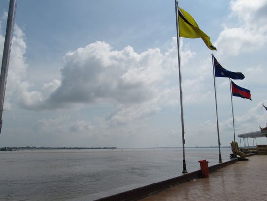 am Tonle Sap