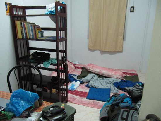 unser Zimmer nach 2 Nächten..schon etwas aufräum bedürftig.